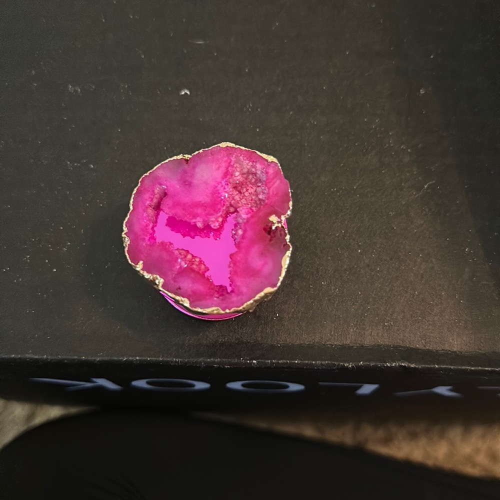 Pink stone pop socket